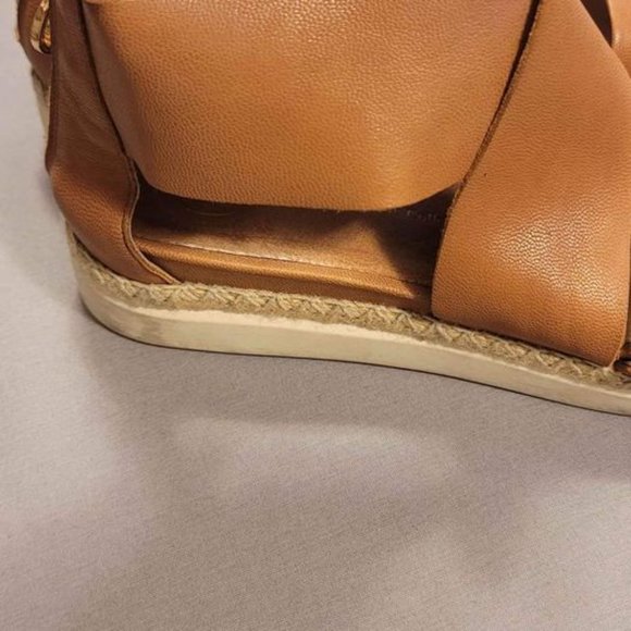 Wishbone Leather sandals - Picture 6 of 6